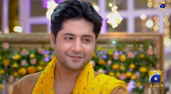 Imran Ashraf as Zeeshan